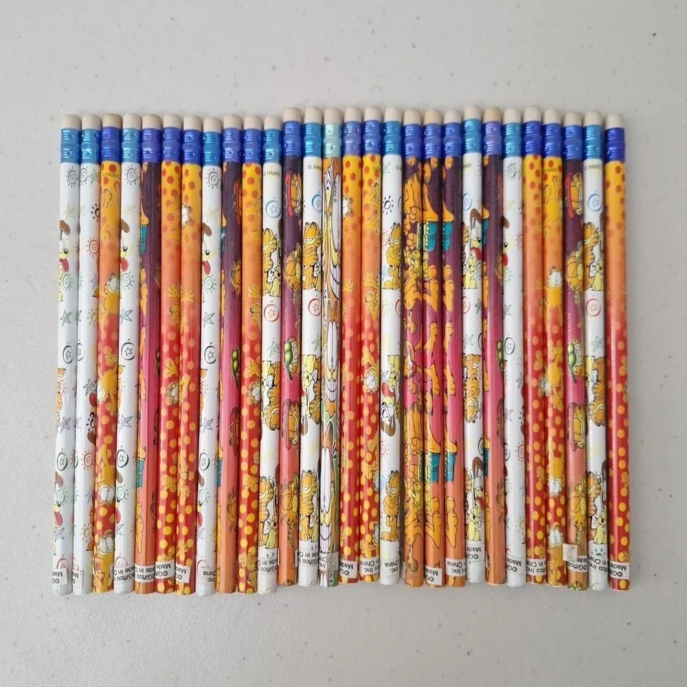 Vintage 1978 Garfield PENCIL LOT OF 28 Unused Loose Pencils- 28 Regular Size NEW